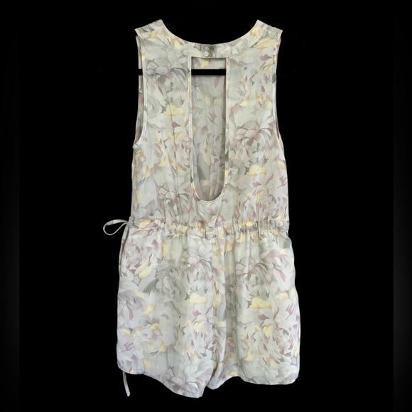 NWT Kimchi Blue Floral Sleeveless Romper - Pastel Shades with Drawstring Waist - Picture 10 of 12